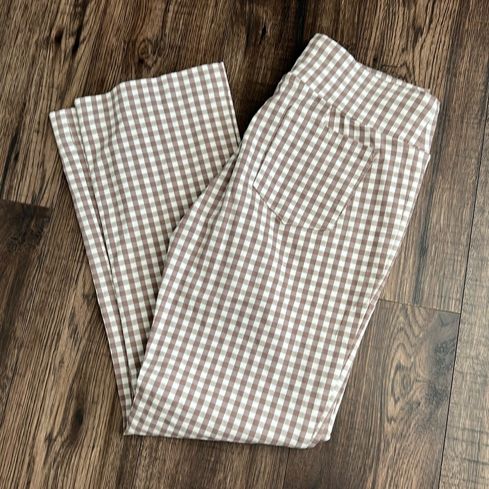 J. McLaughlin Tan and White Gingham Cropped Pants